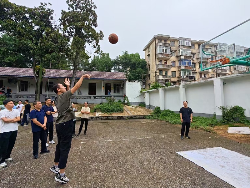 1759051134480852.jpg 照片_副本.jpg